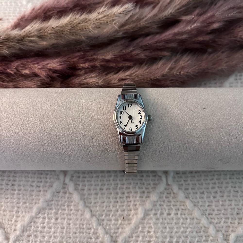 Vintage Silver Quartz Bracelet Watch‎ - Picture 4 of 8